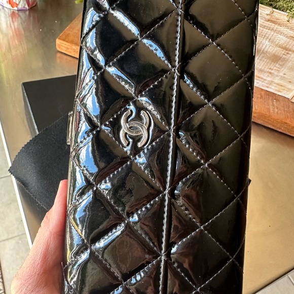 Chanel Wallet - Picture 4 of 9